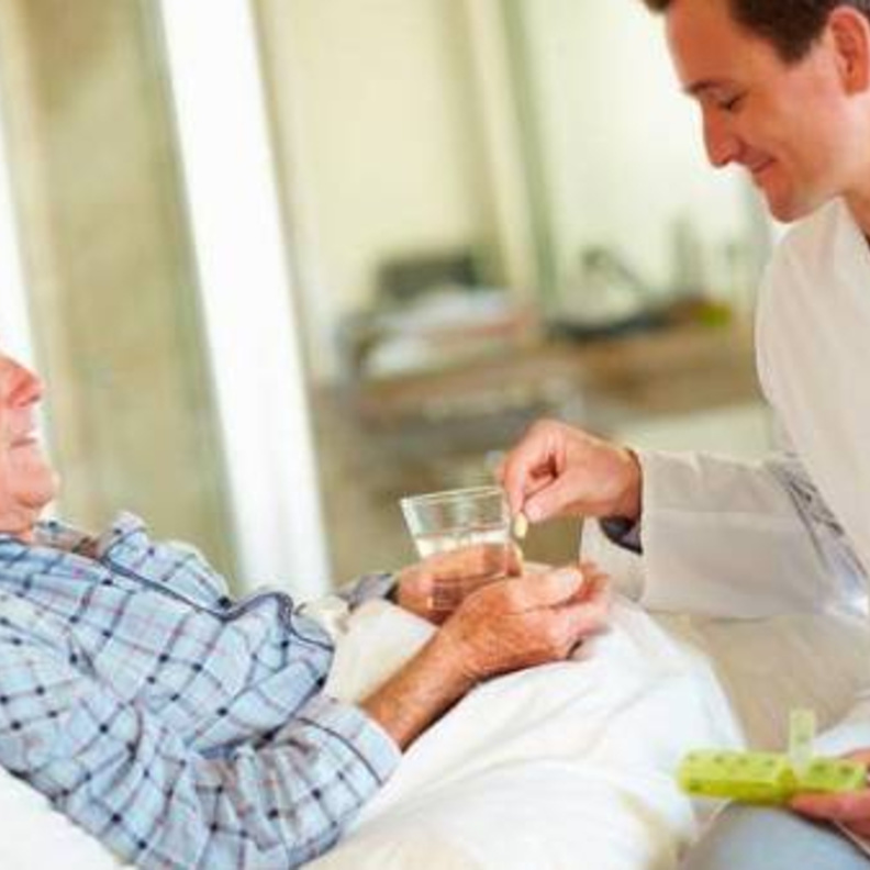 الشيخ خالد بن أحمد القاسمي، مديرعام دائرة الحكومة الالكترونية في الشارقة