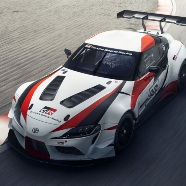 شركة تويوتا تتطلع لإنتاج سيارات رياضية خفيفة