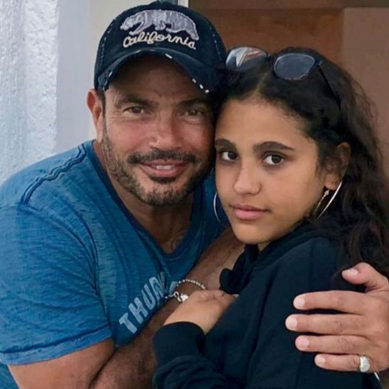 عمرو دياب وابنته جانا