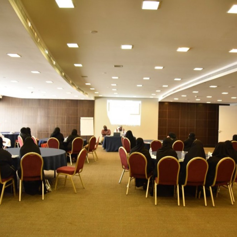 من البرنامج التدريبي في غرفة مكة المكرمة