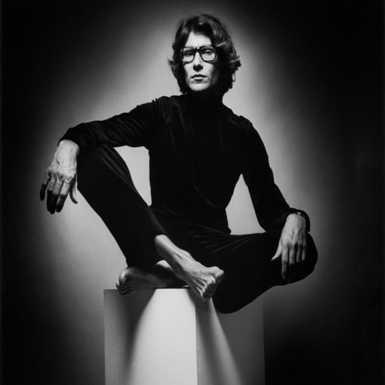 المبدع في تصميم الازياء ايف سان لوران Yves Saint Laurent