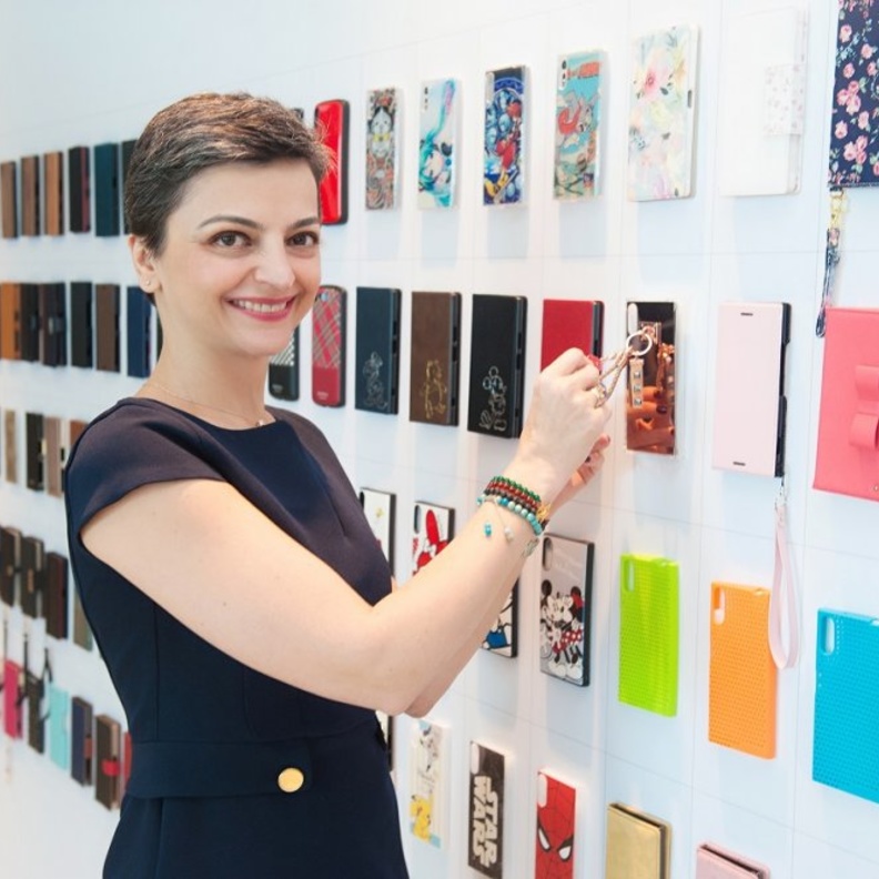 ​​​​​​​خصّت مديرة الاتصالات التسويقية في الشرق الأوسط وأفريقيا في "سوني موبايل" غيتا قائم مقامي