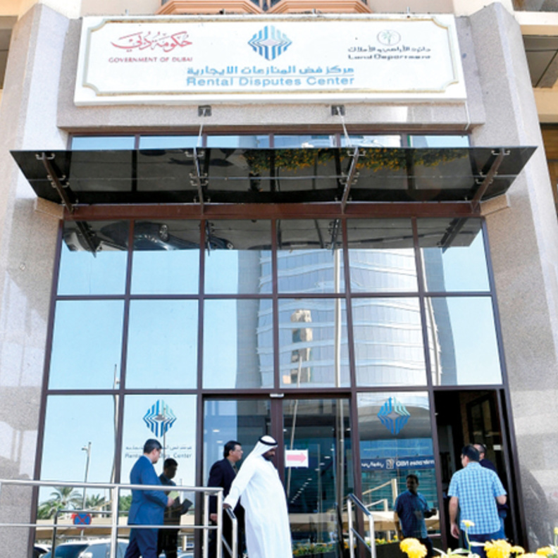 إخلاء سبيل الموقوفين على ذمة مطالبات إيجارية في دبي خلال 5 دقائق