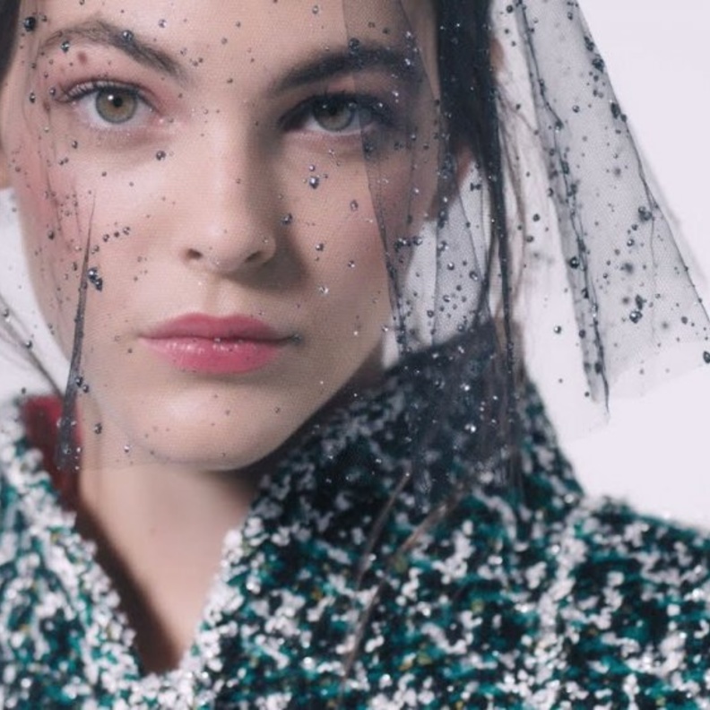 إستوحي مكياج عرسك المستقبلي من دار شانيل