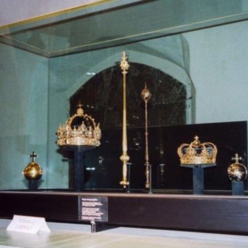  سرقة مقتنيات للملك كارل التاسع وزوجته الملكة كريستينا