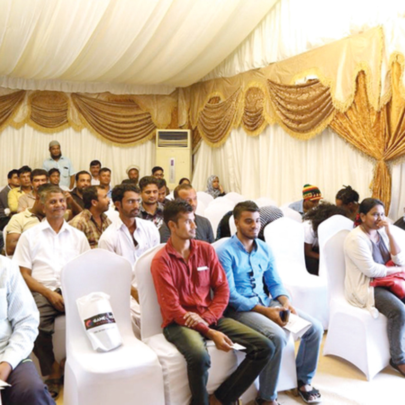 الإمارات..إعفاء مسنة وابنها من غرامات بـ 920 ألف درهم