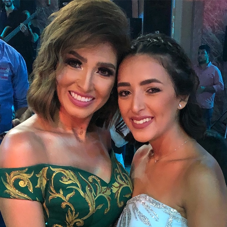 روجينا تحتفل بعيد ميلاد ابنتها الشابة