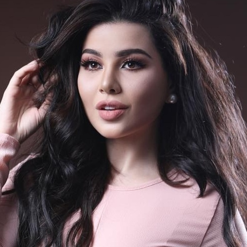 حنان الخضر تخلت عن شعرها الطويل قبل اشهر