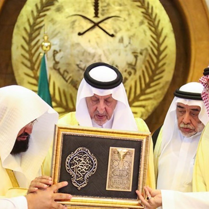  جانب من تصنيع كسوة الكعبة.