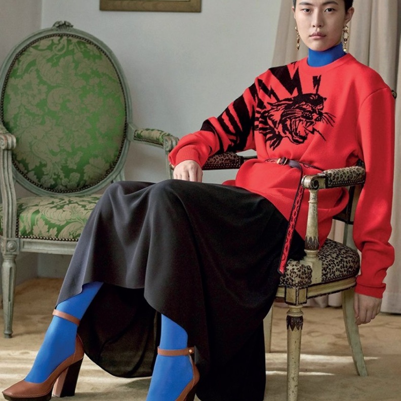 إطلالة بنقشات حيوانية من Givenchy