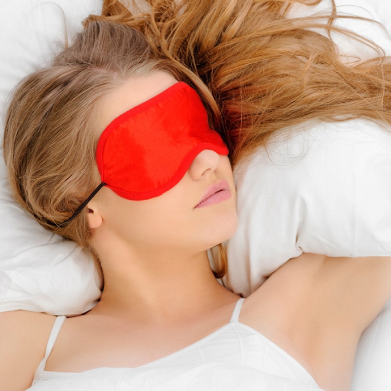 النوم المريح يساهم في حرق دهون الجسم