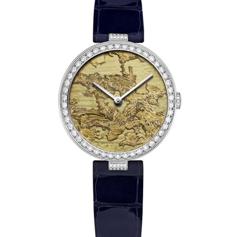 ساعة بولغاري من الماس