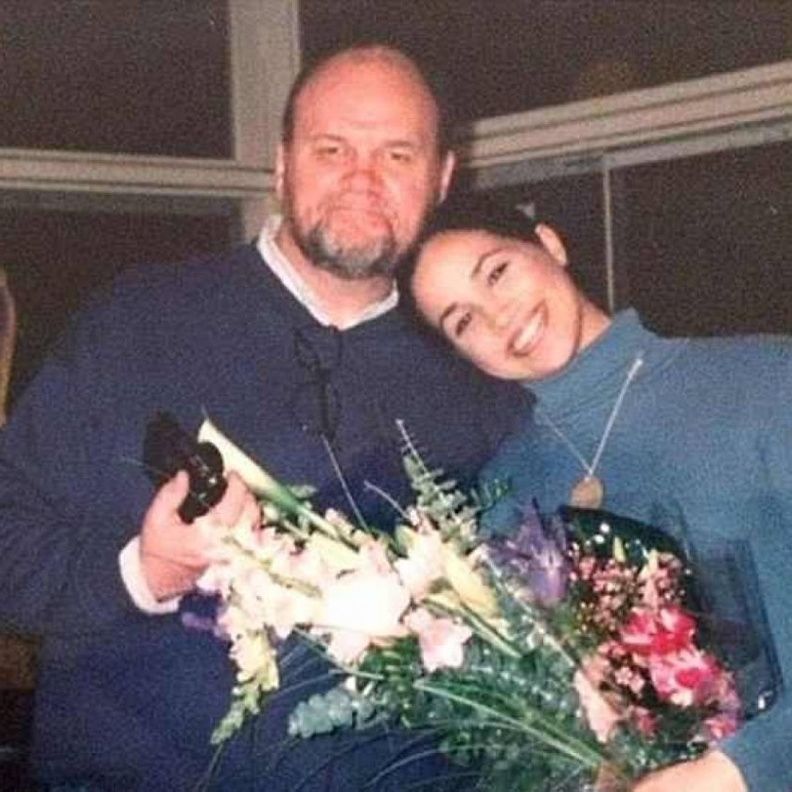 والد ميغان ماركل يمكنه التواصل معها عبر والدتها