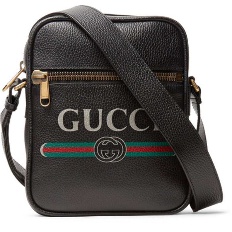 صندل سباحة من Prada