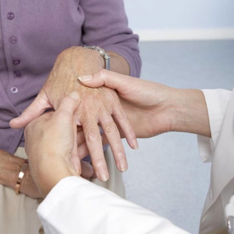 مرضى الروماتويد عليهم إتباع النصائح الطبية لتفادي المضاعفات