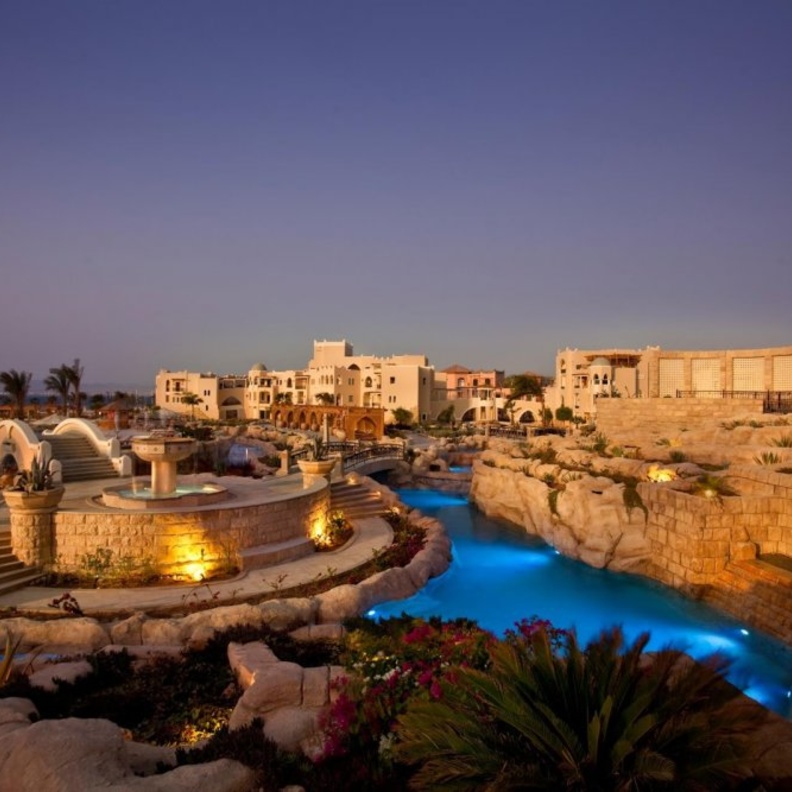 روعة الأجواء في الامارات