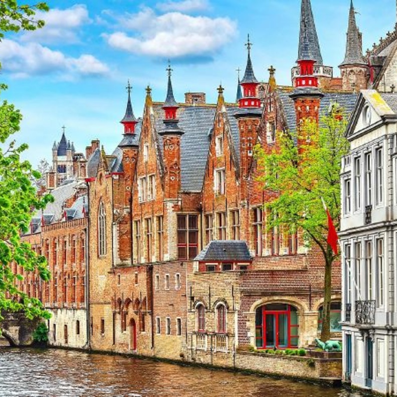 سحر الأجواء في دينانت