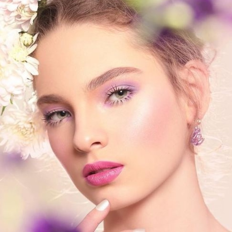 تعرفي على نصائح كريستيان ابي حيدر لتثبيت المكياج