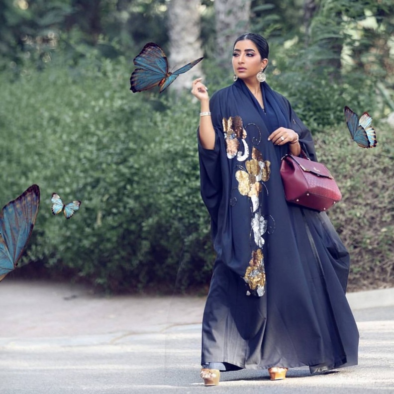 عبايات العيد 2018 الشبابية من وحي اطلالات بثينة الرئيسي