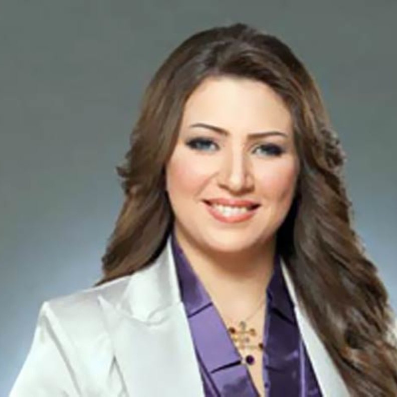 الإعلامية إيمان عز الدين 