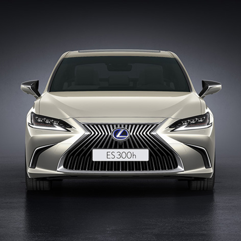 لكزس ES 2019 .. مستوى لا مثيل له من الراحة والرفاهية