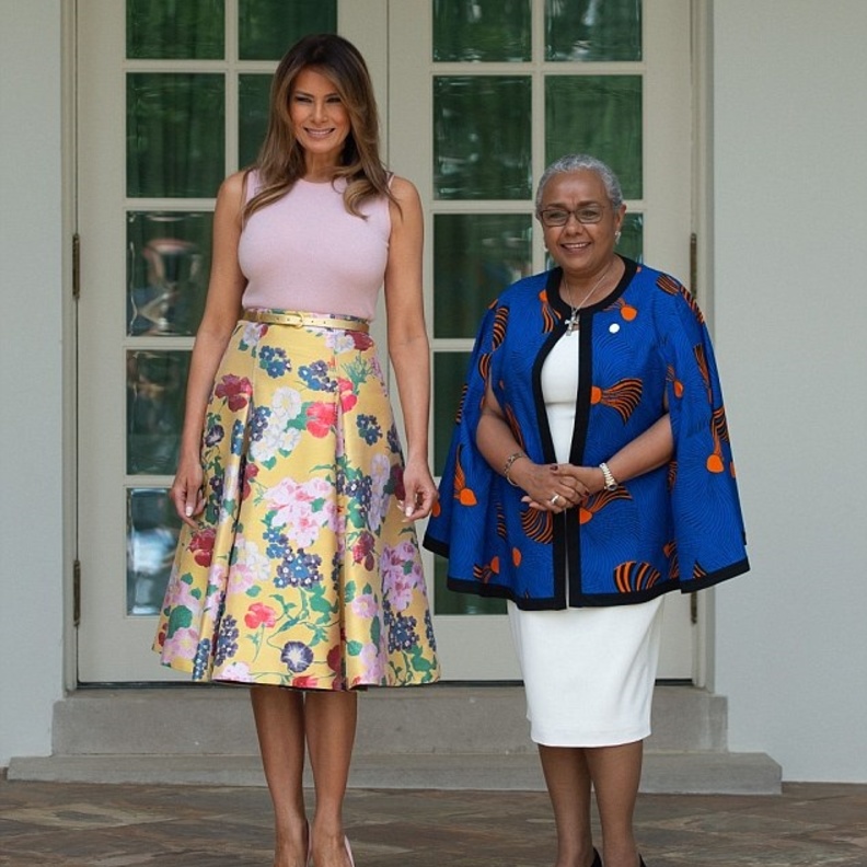  إطلالة ميلانيا ترامب الأخيرة في غاية الأناقة