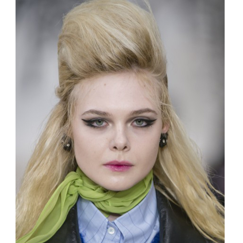 مكياج عيون باللون الأخضر لشتاء 2019 من دار شانيل Chanel