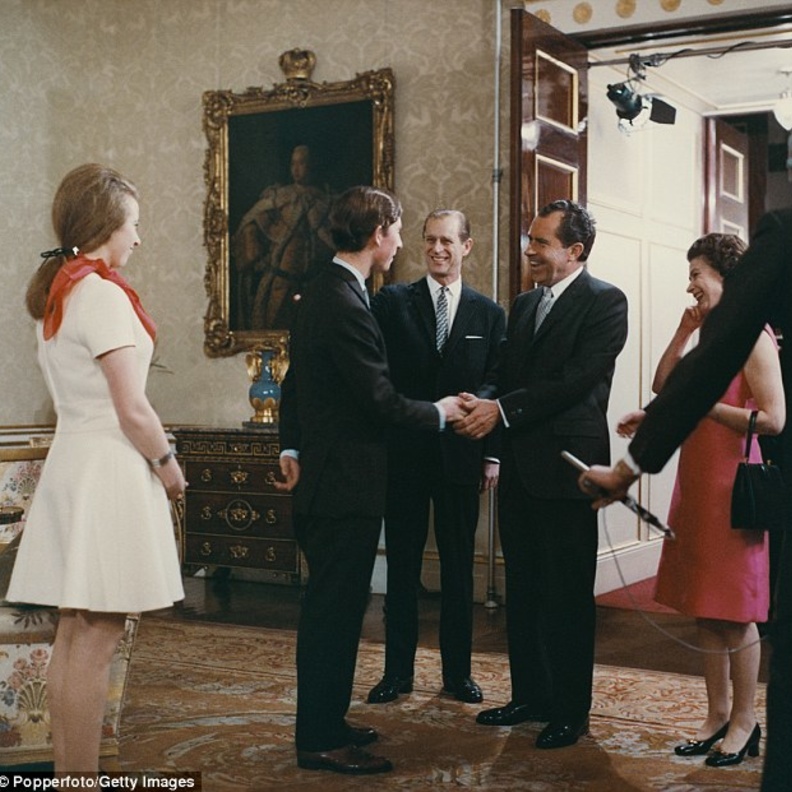 قصة الفيلم الوثائقي الذي تكرهه ملكة بريطانيا