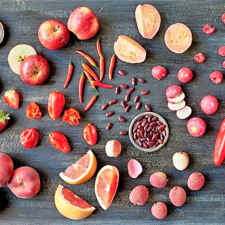 الاطعمة ذات اللون الاحمر لتعزيز الصحة