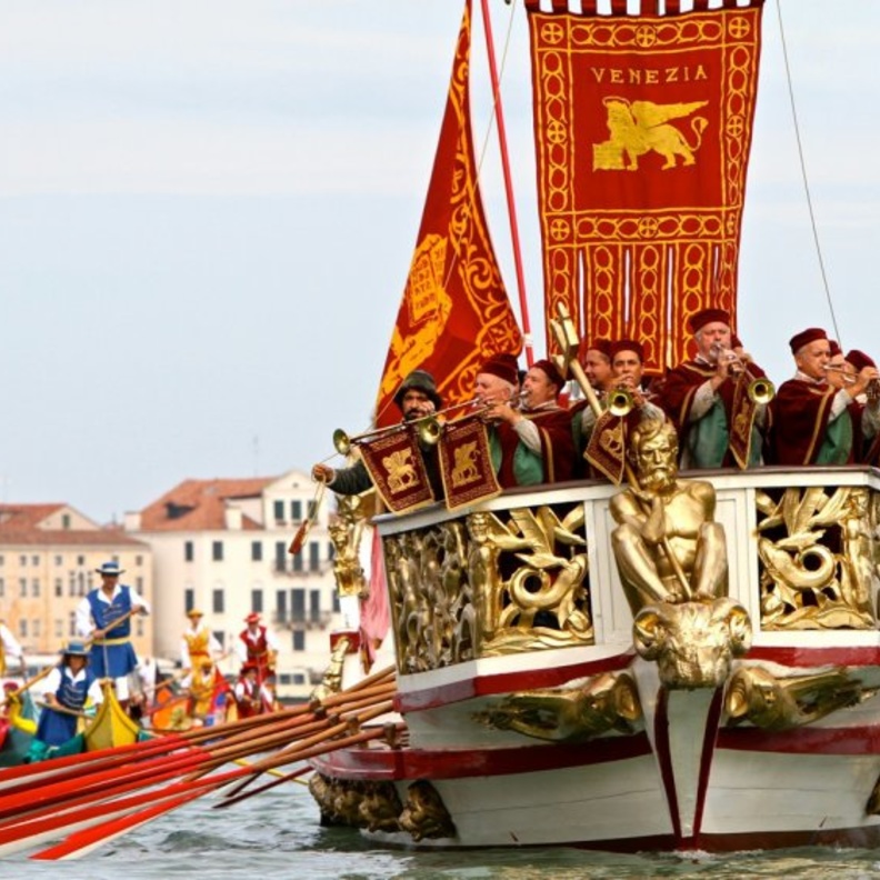 من مهرجان Regata Storica