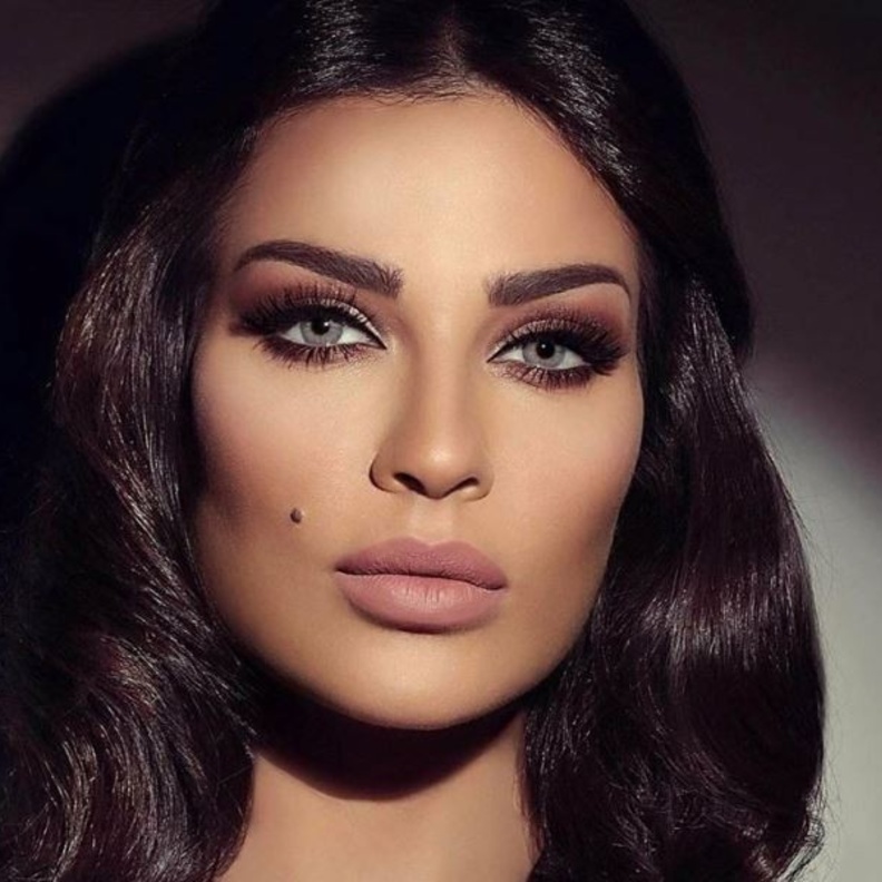 نادين نسيب نجيم