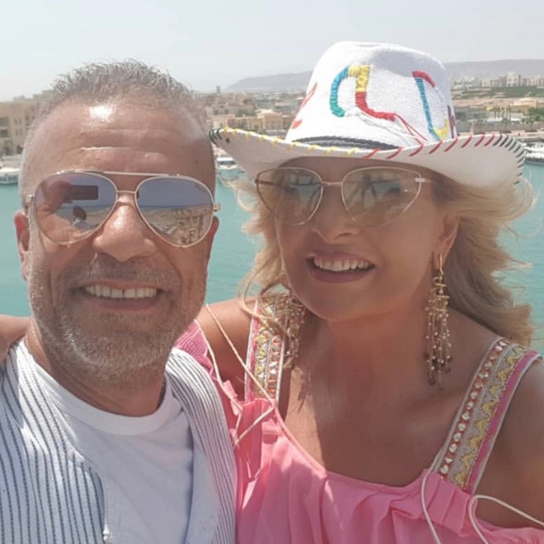 يسرا وشريف منير