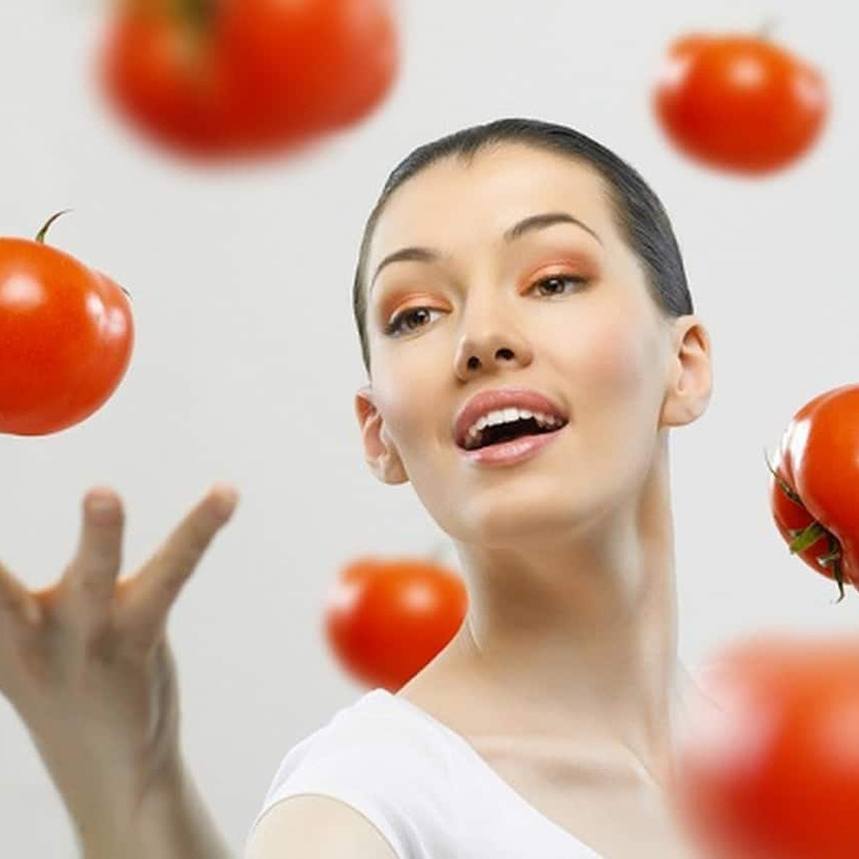 فوائد الطماطم الصحية للعروس قبل الزواج