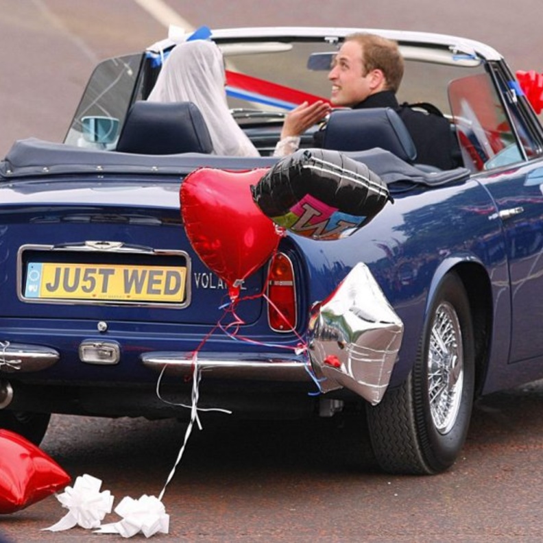 سيارة زفاف الأمير وليام و كيت ميدلتون