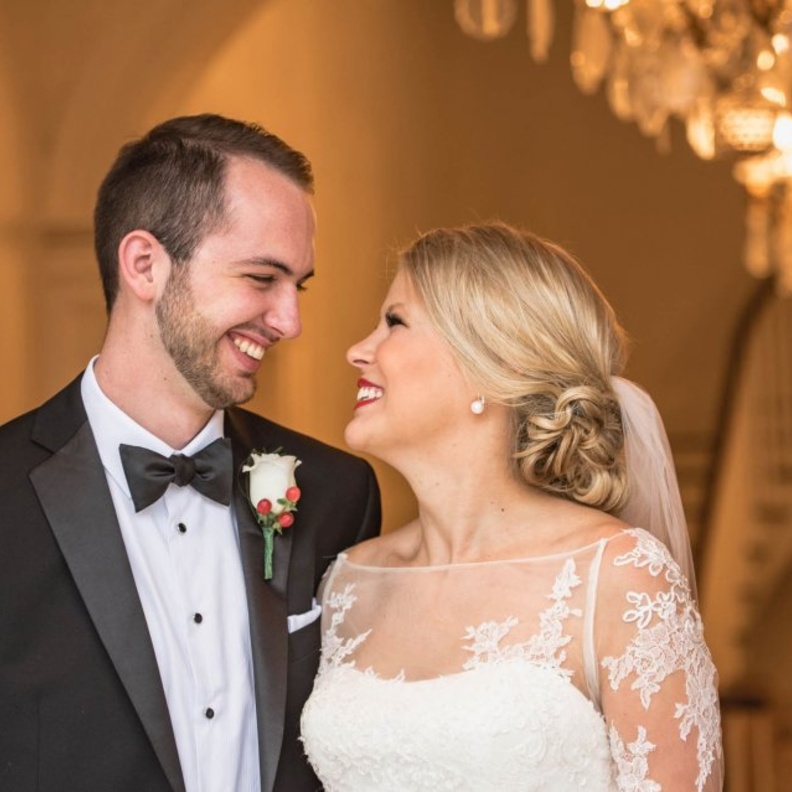 خذي موعد مسبق قبل زيارة العروسين في منزلهما الزوجي