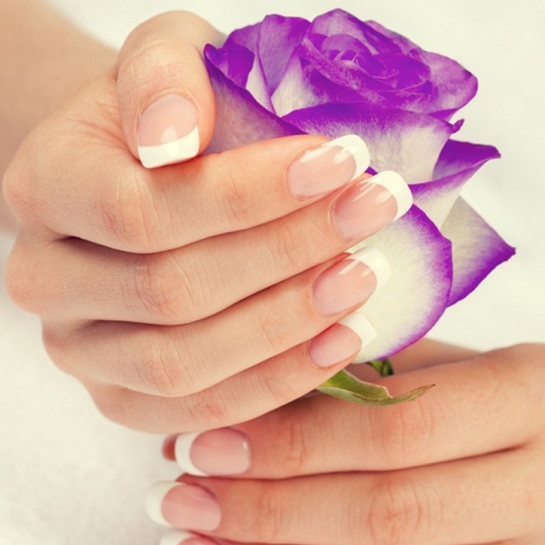 تعرفي على أهم  النصائح للحفاظ على جمال الاظافر