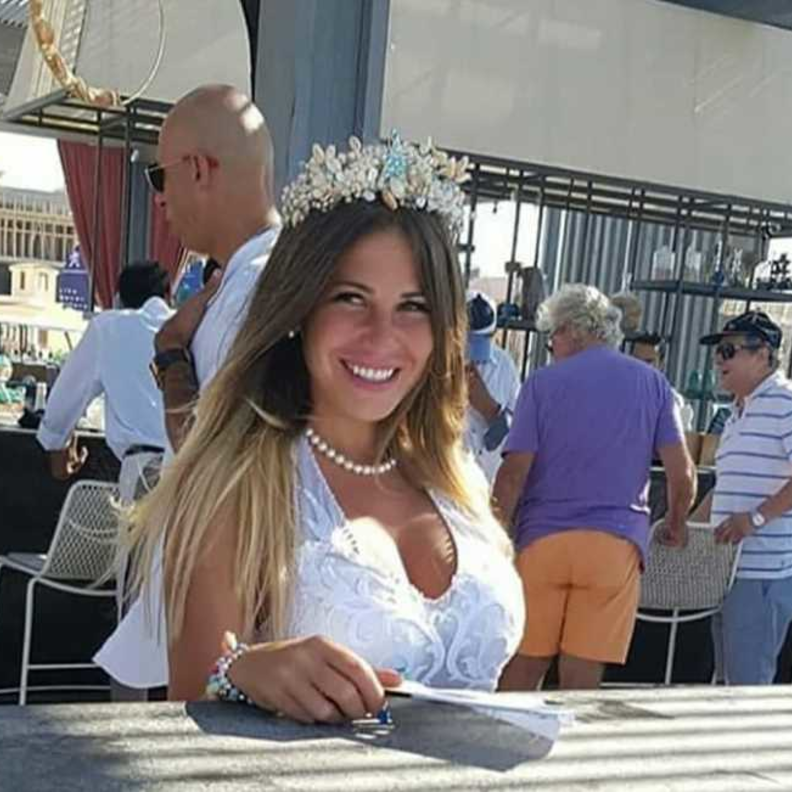 منة حسين فهمي في زفافها