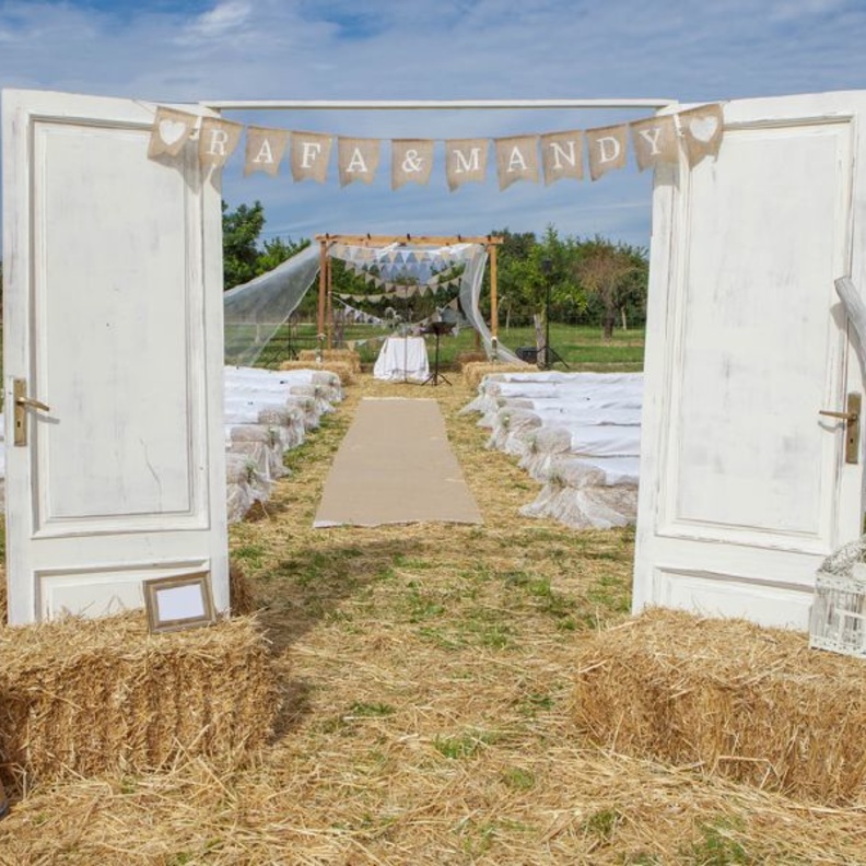 استخدام الخشب ابرز سمات الطراز الريفي الانكليزي القديم