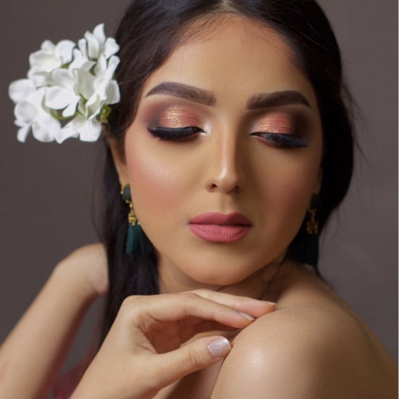 من مكياج خبيره التجميل حنان سالم