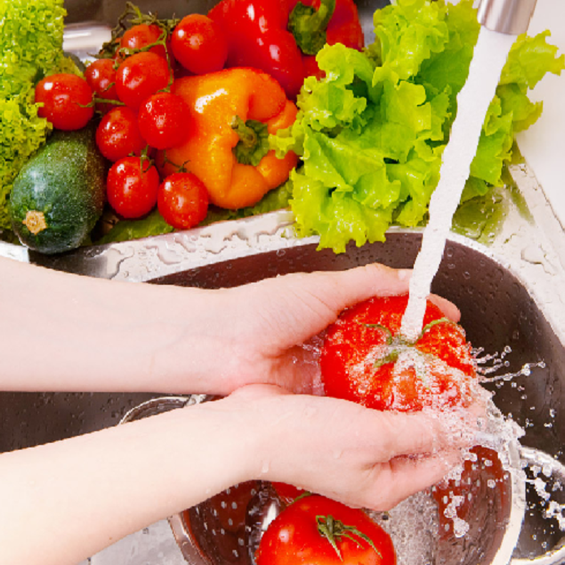 غسل الفواكه و الخضار يقي من مرض الكوليرا