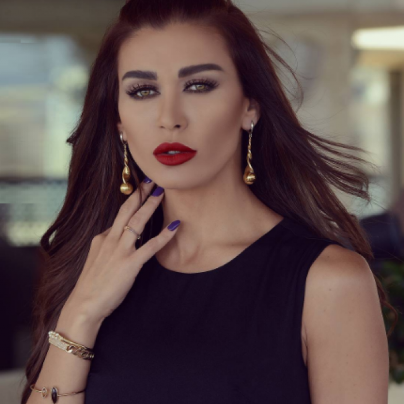 نادين الراشي وتعرضها للضرب