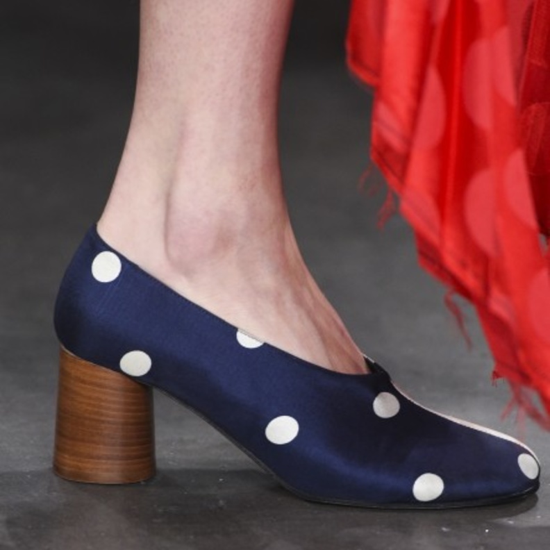 أحذية عالية الساق مع الكعب العالي من Christian Dior