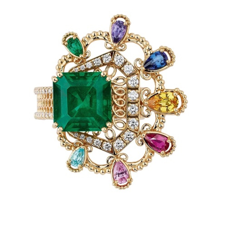  أقراط من بياجيه Piaget