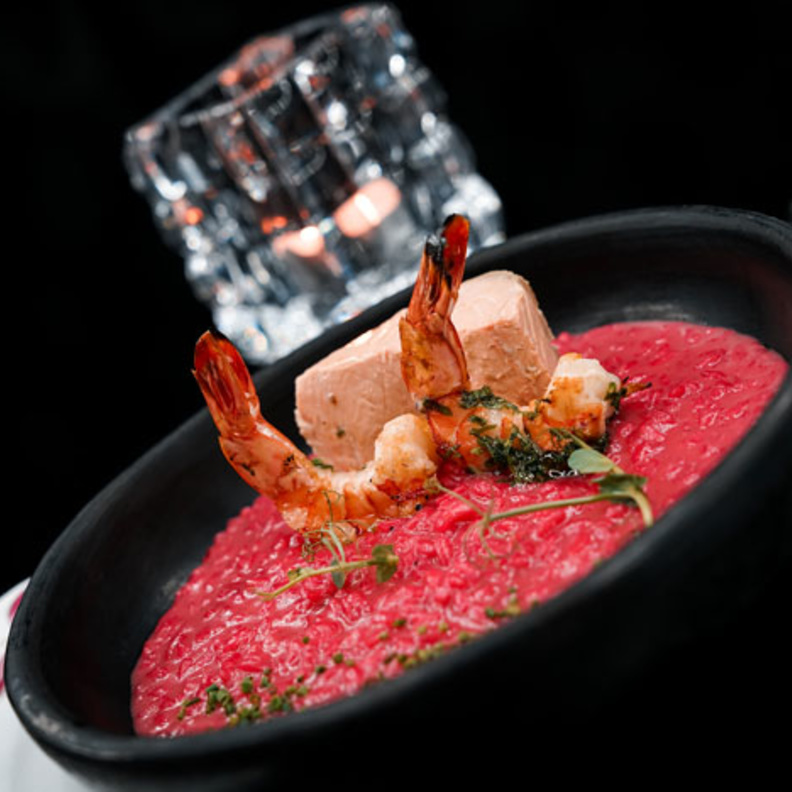 القائمة الوردية من "جاتشو يهتم"