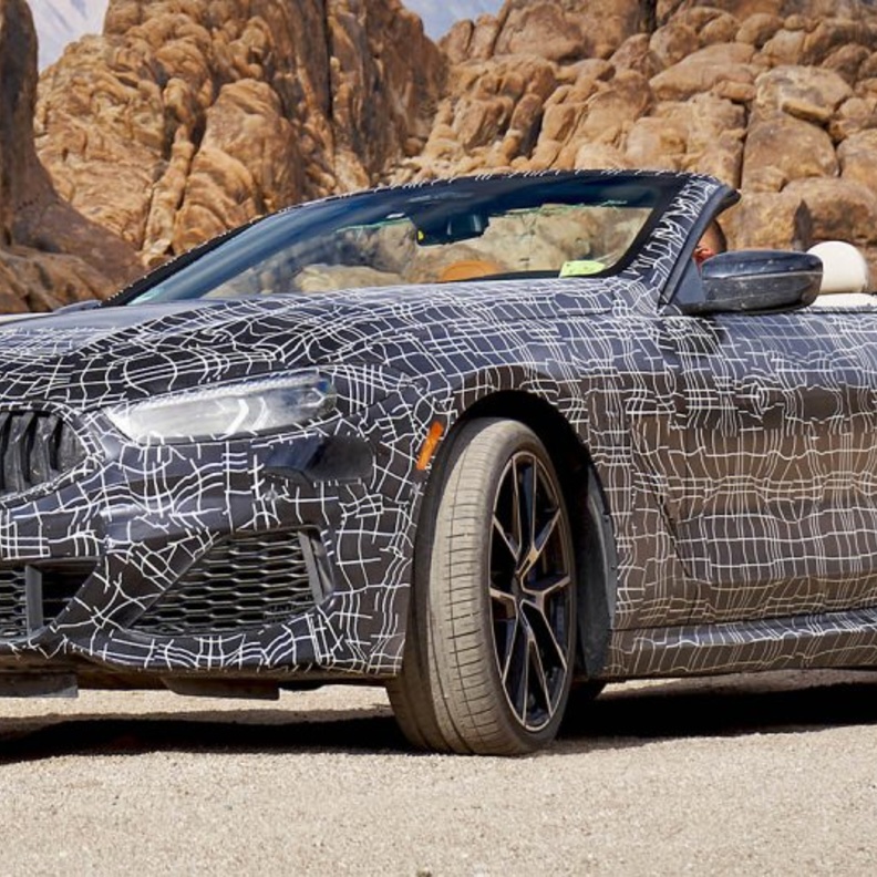 اختبارات قاسية تجريها سيارة بي ام دبليو المكشوفه الفئة الثامنة