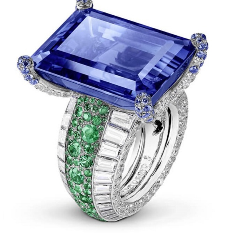 خاتم من ديور Dior