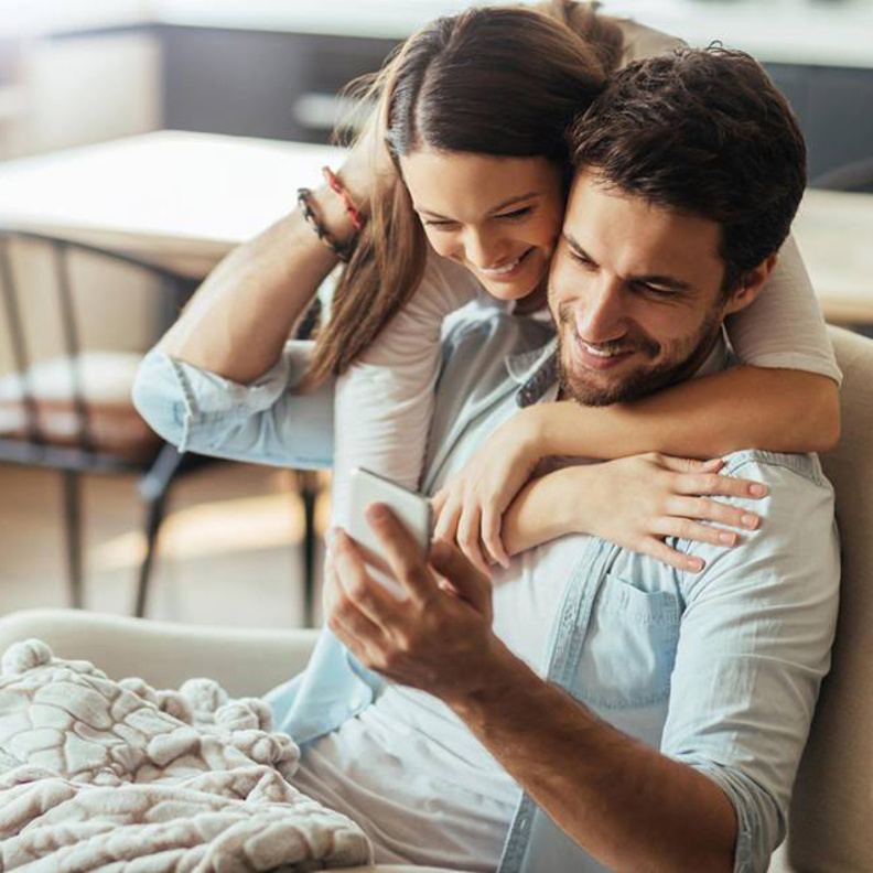 طرق التعبير عن تقدير الزوجة واحترامها لزوجها