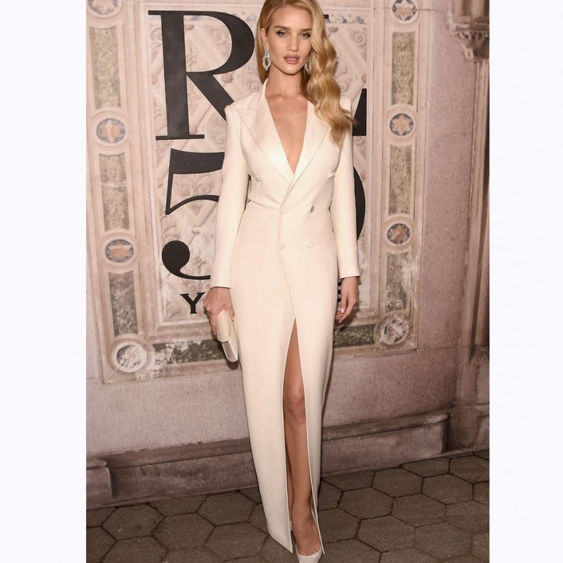 أناقة النجمات خلال حضورهن عروض نيويورك