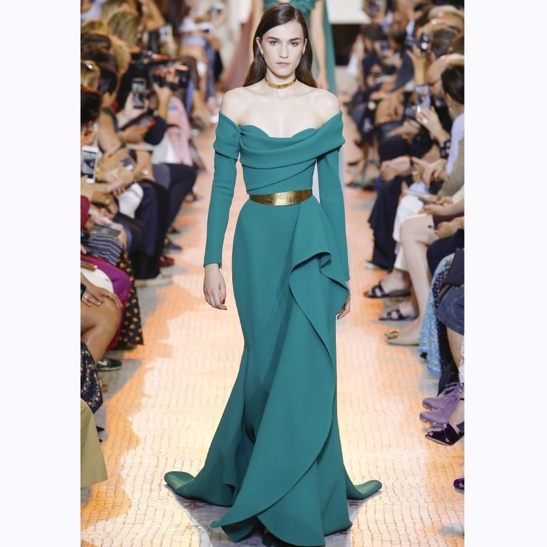 فساتين خطوبة خضراء راقية و فاخرة من مجموعة زياد لخريف 2019