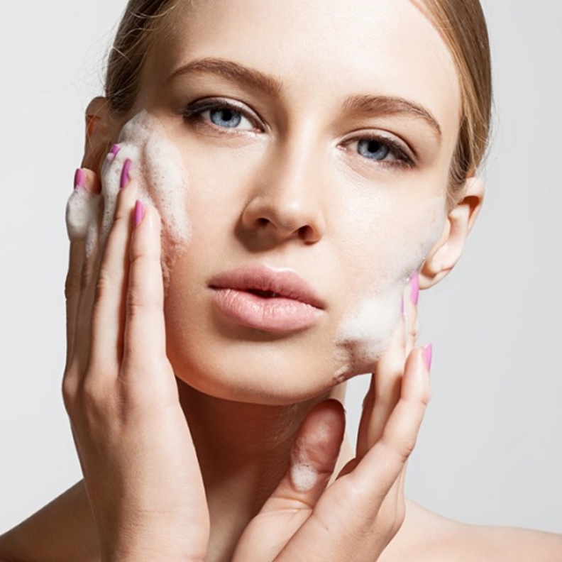 اصنعي بنفسك صابون العسل والشوفان